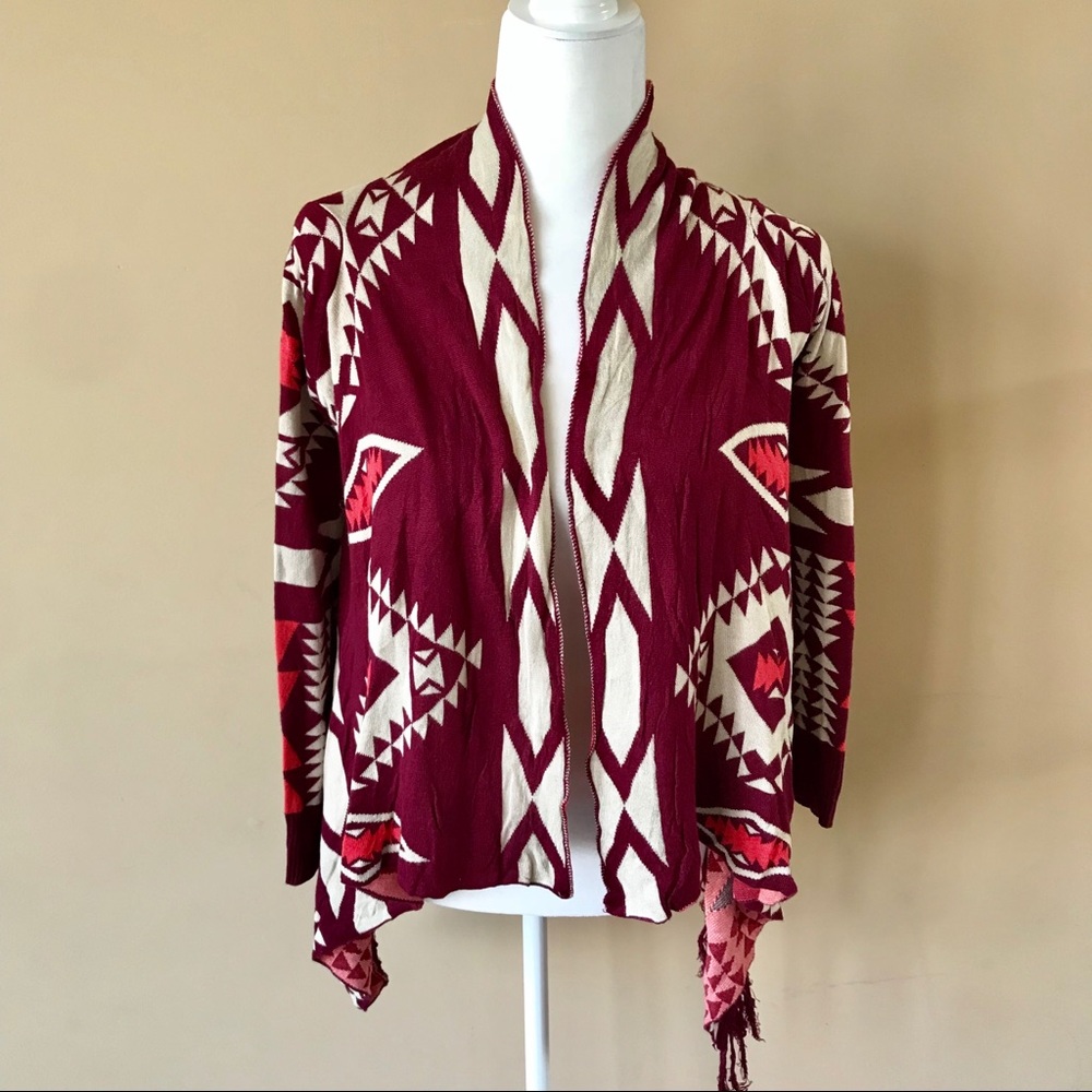 Llove pink maroon fringe sweater medium women’s